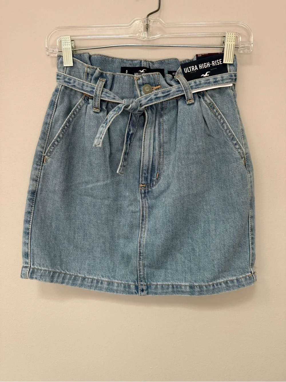 Hollister Women’s Medium Wash Paper-bag Style Ultra High-Rise Denim Skirt
